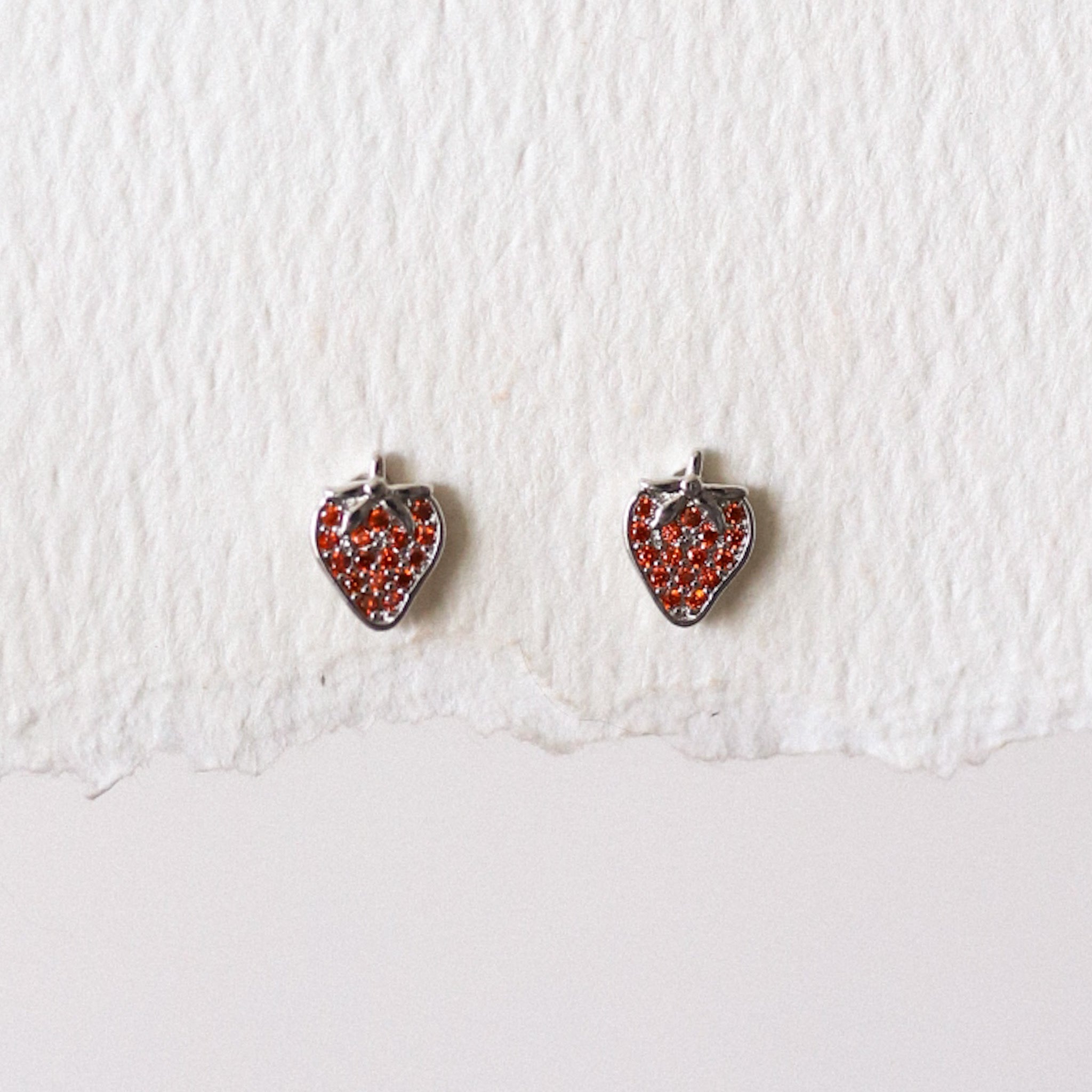 Strawberry Threadless Earring - Gold or Silver
