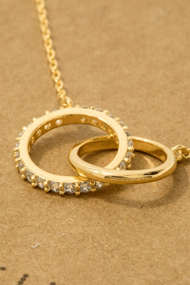 Circle Link necklace