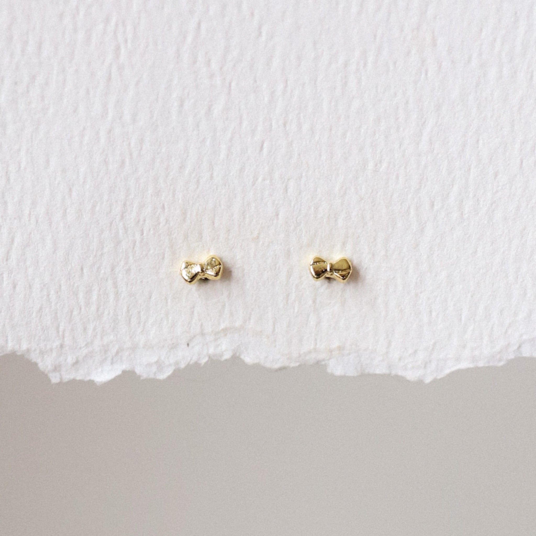 Bow Stud Threadless Earring - Gold or Silver