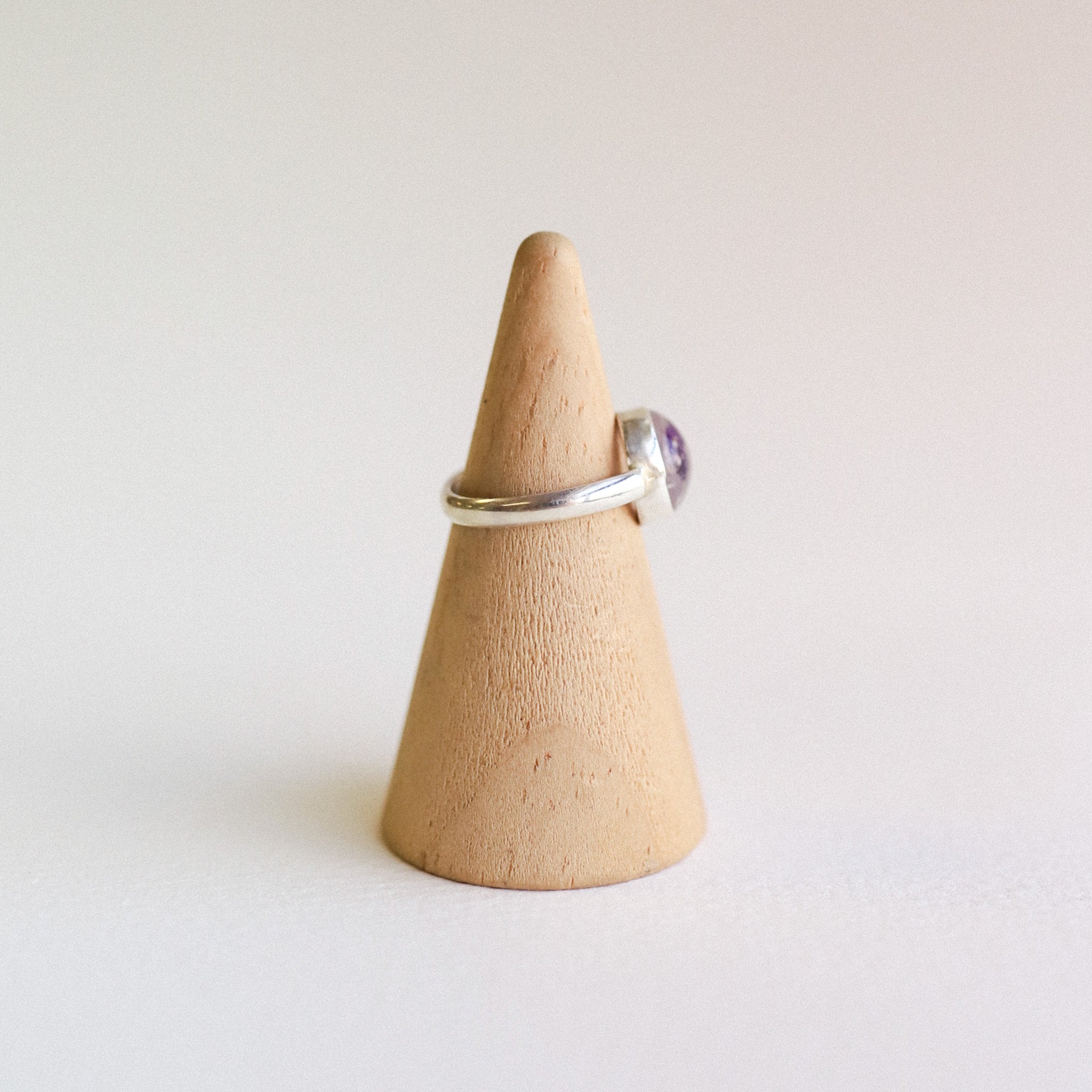 (5.5) Silver Resin Flower Ring