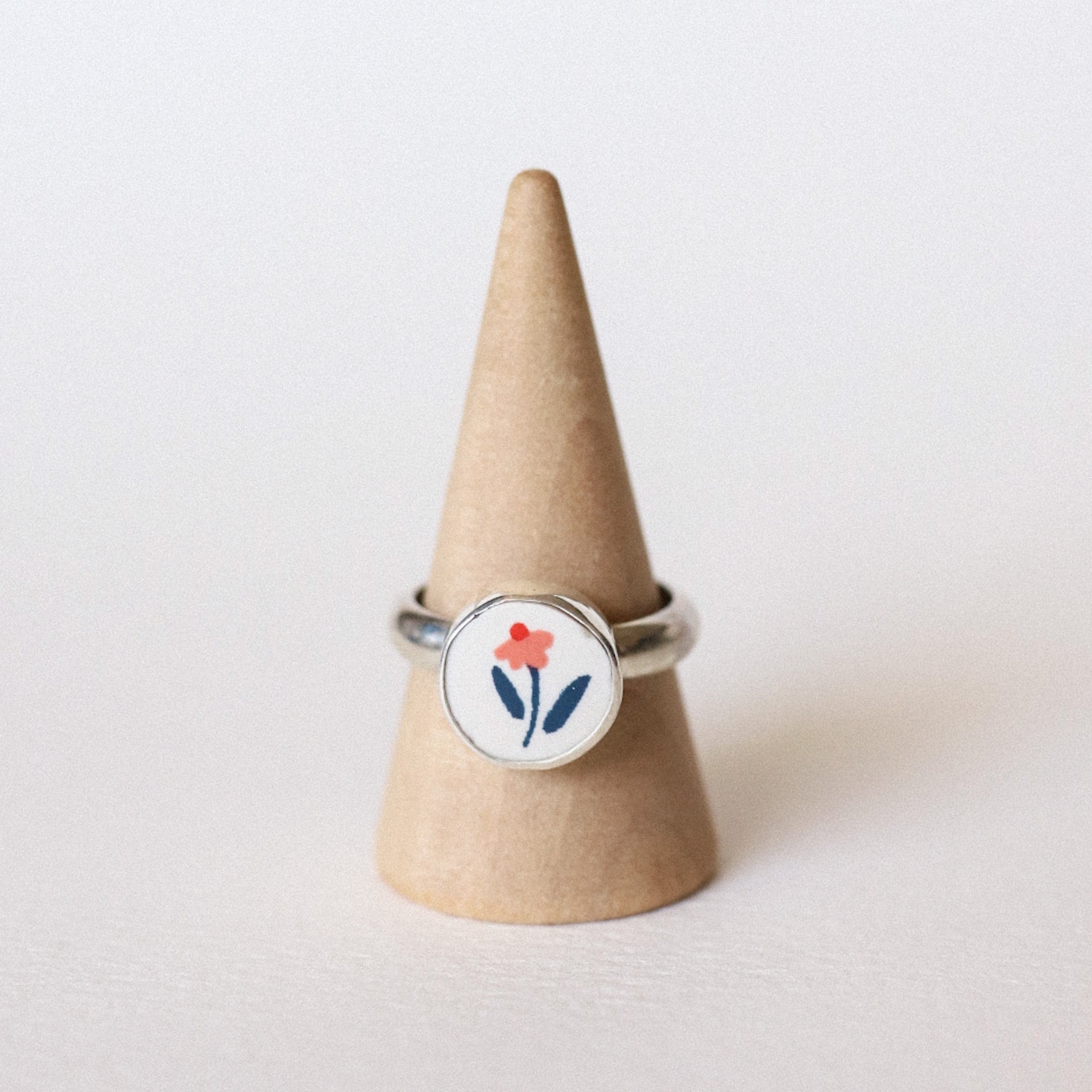 (7.75) Silver Vintage Plate Ring