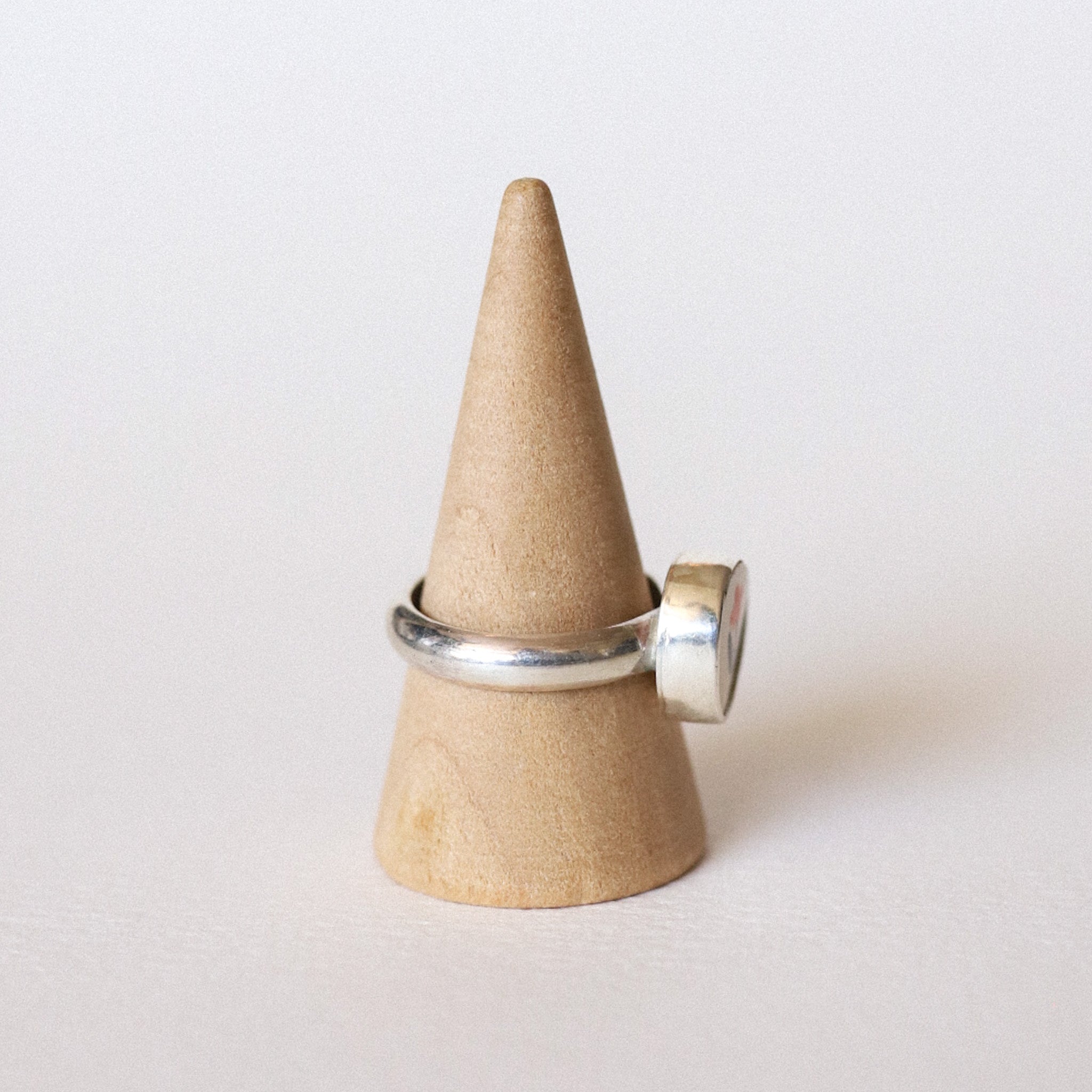 (7.75) Silver Vintage Plate Ring