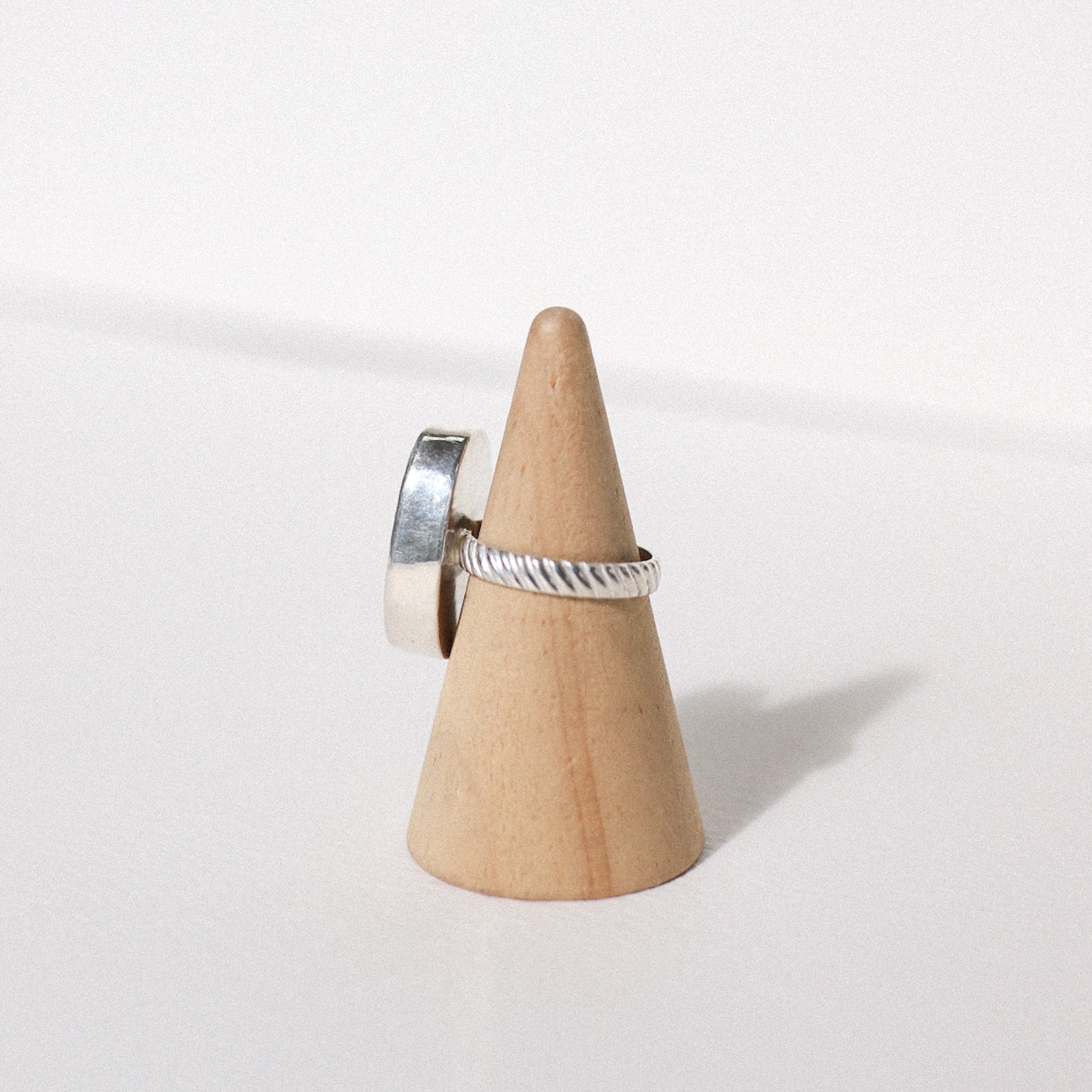 (7.25) Silver Vintage Plate Ring
