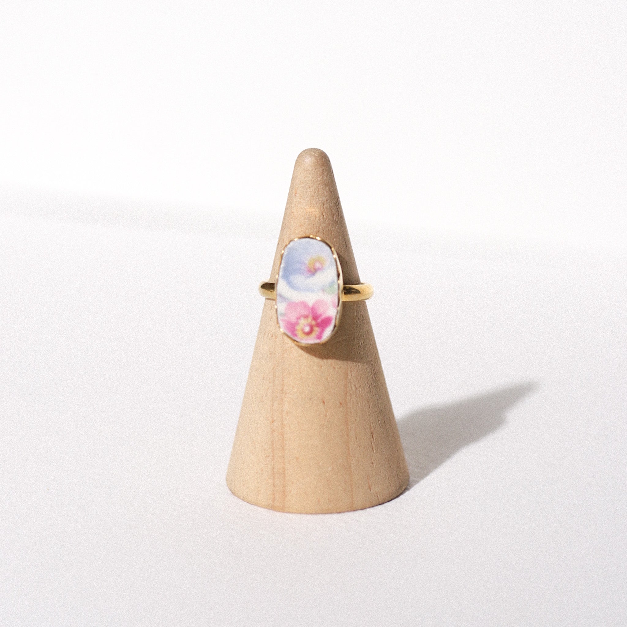 (5) Gold Vintage Plate Ring