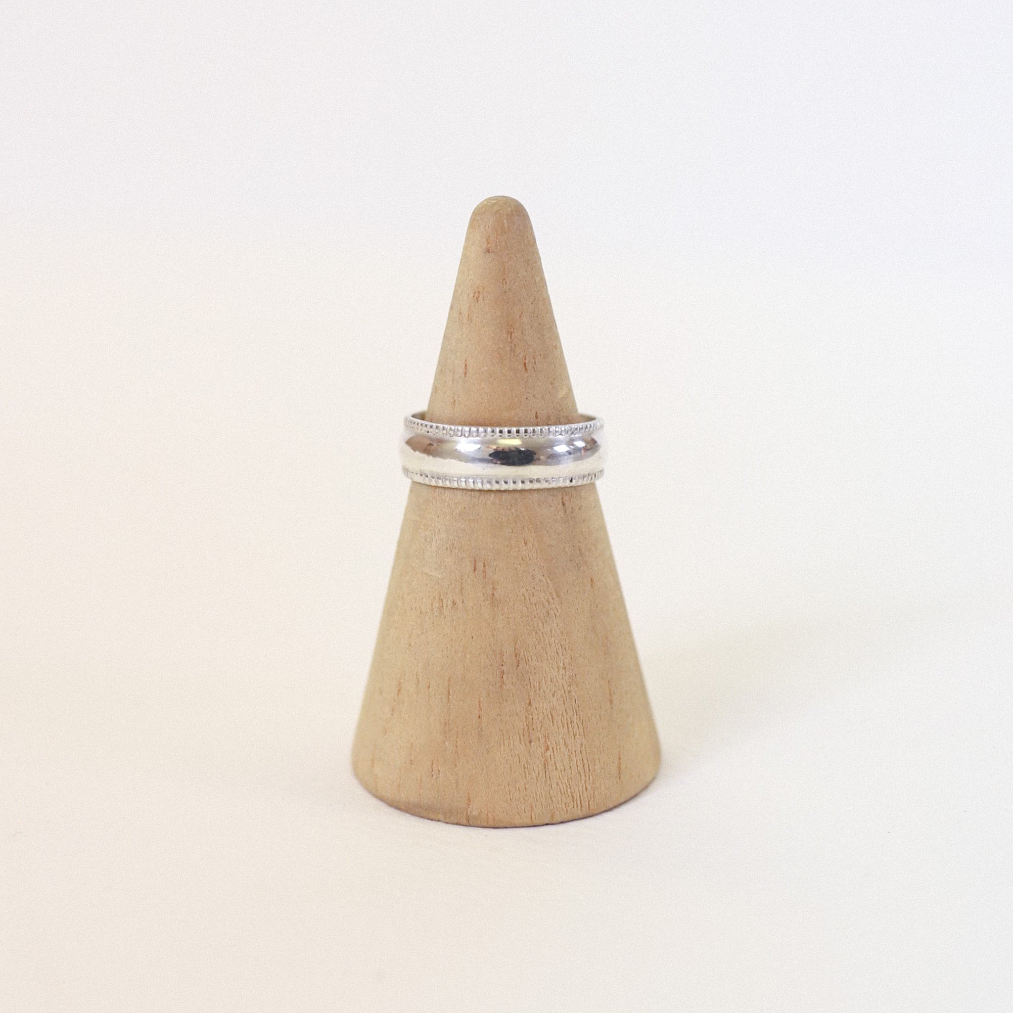 Dotted Band - Made to Order