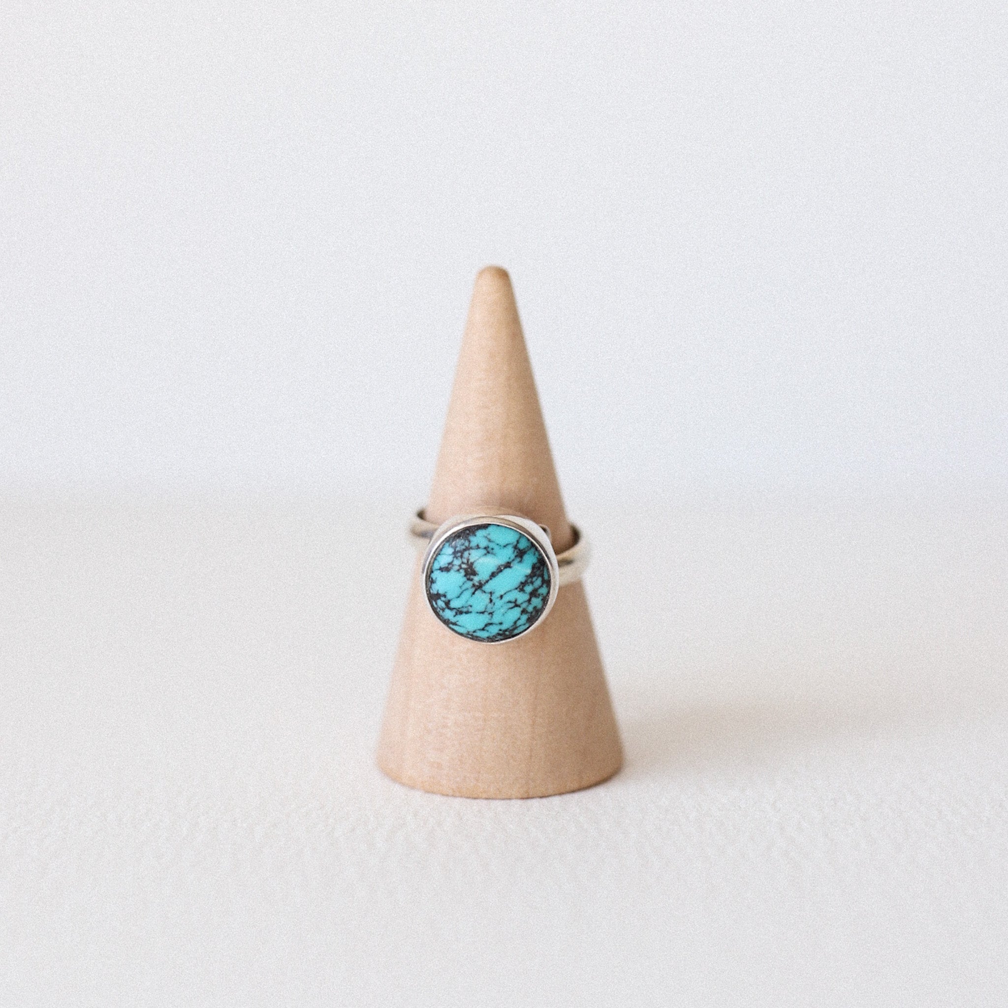 (5.5) Silver Turquoise Adjustable Ring