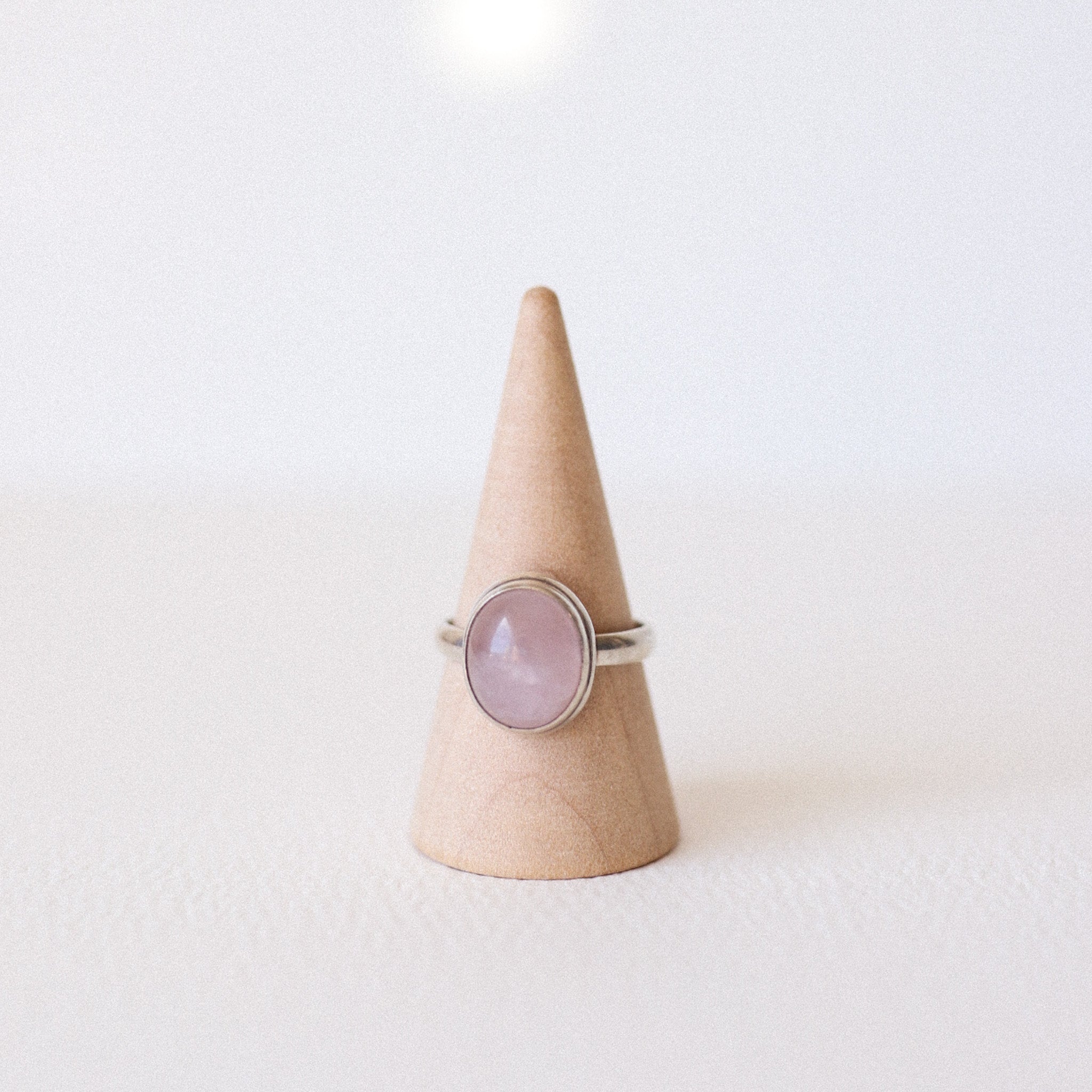 (7.25) Silver Rose Quartz Ring