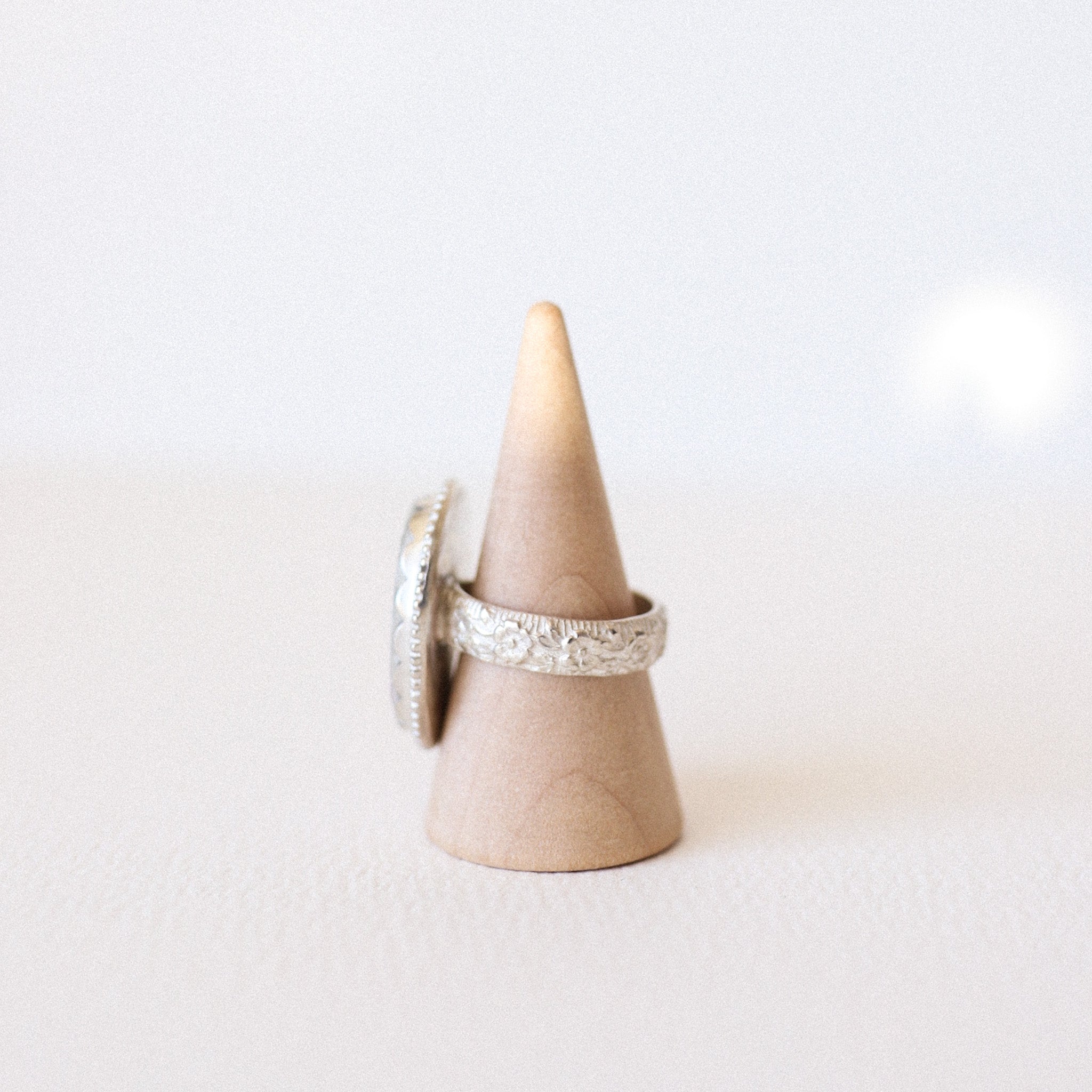 (7) Silver Vintage Plate Ring