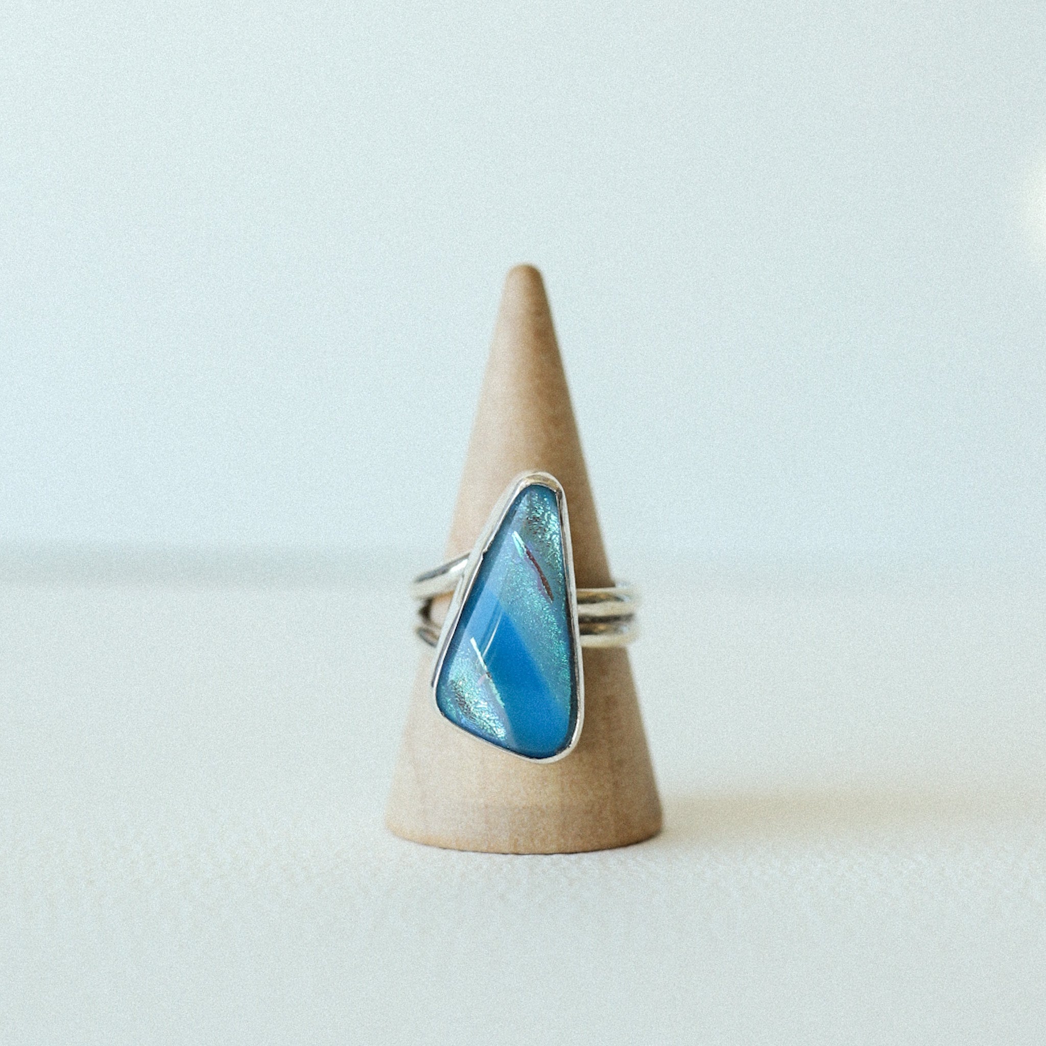 (7.5) Silver Glass Ring