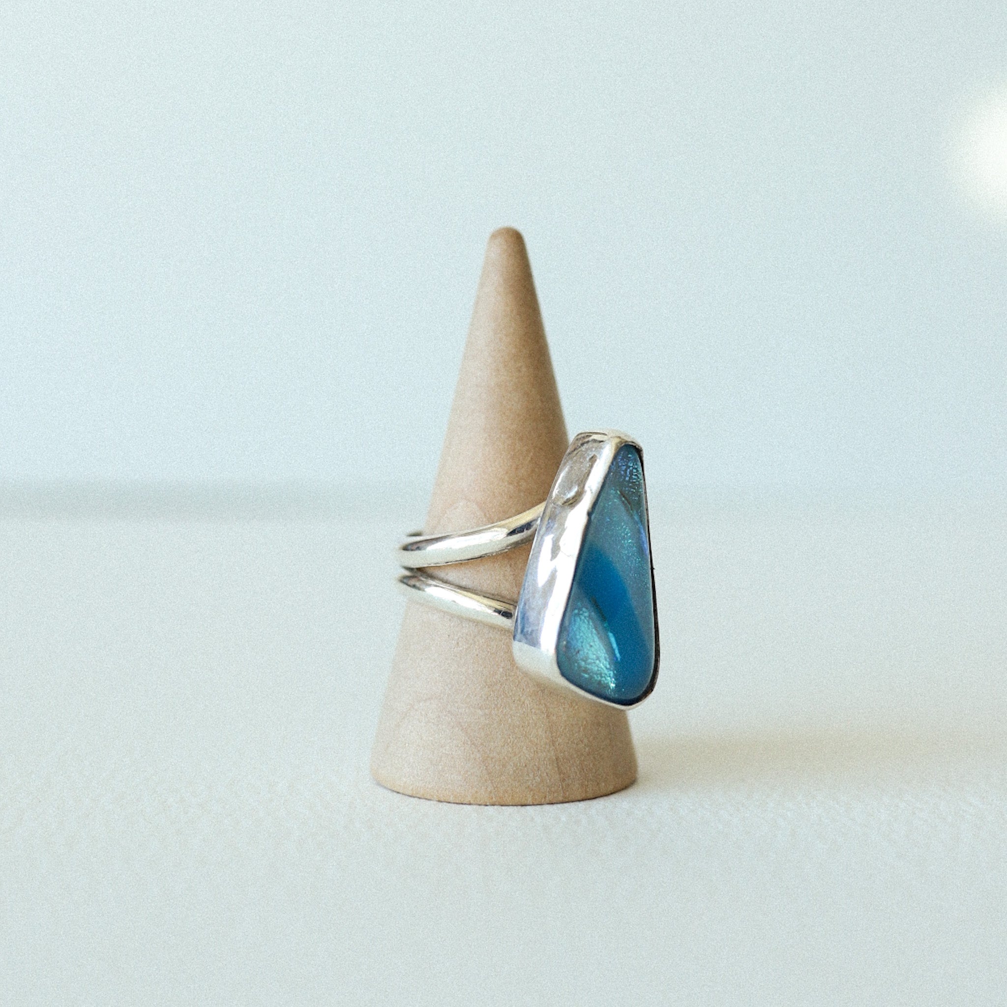 (7.5) Silver Glass Ring