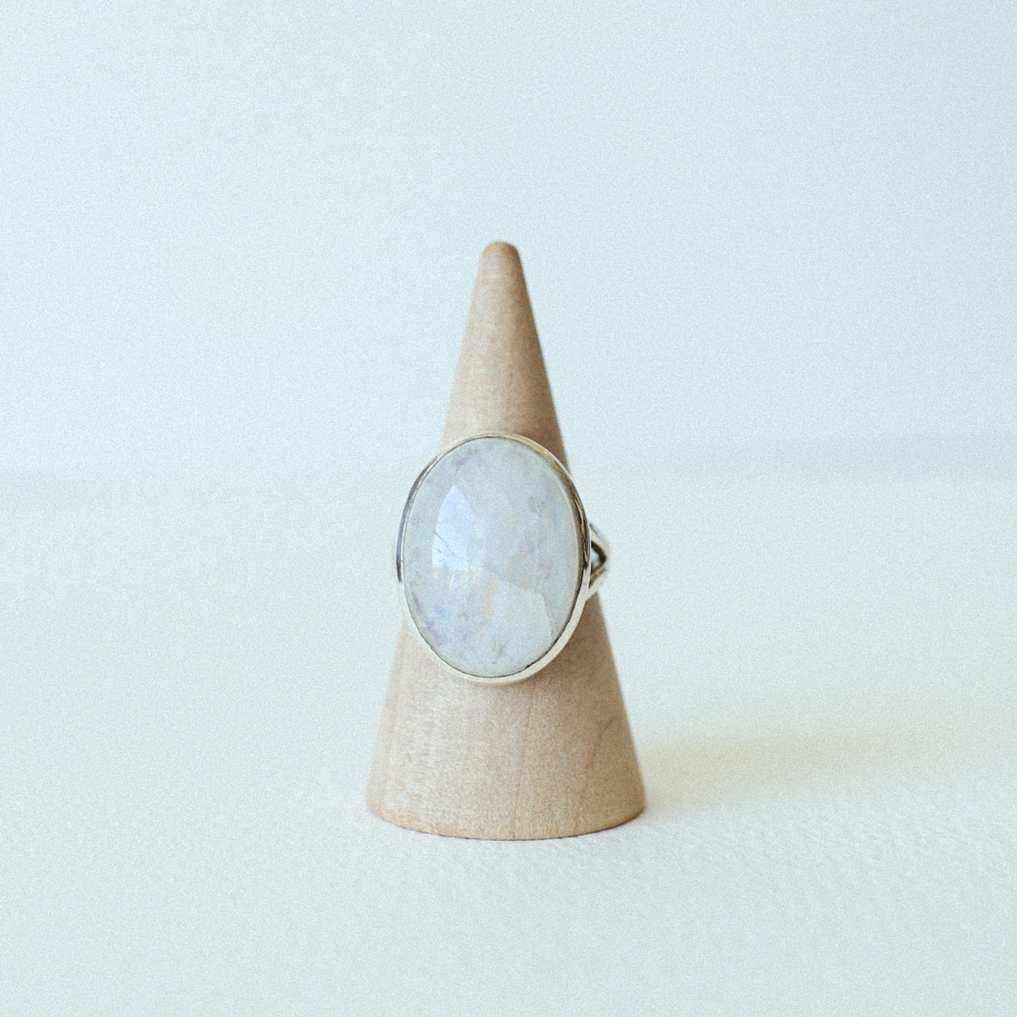 (5.5) Silver Moonstone Ring