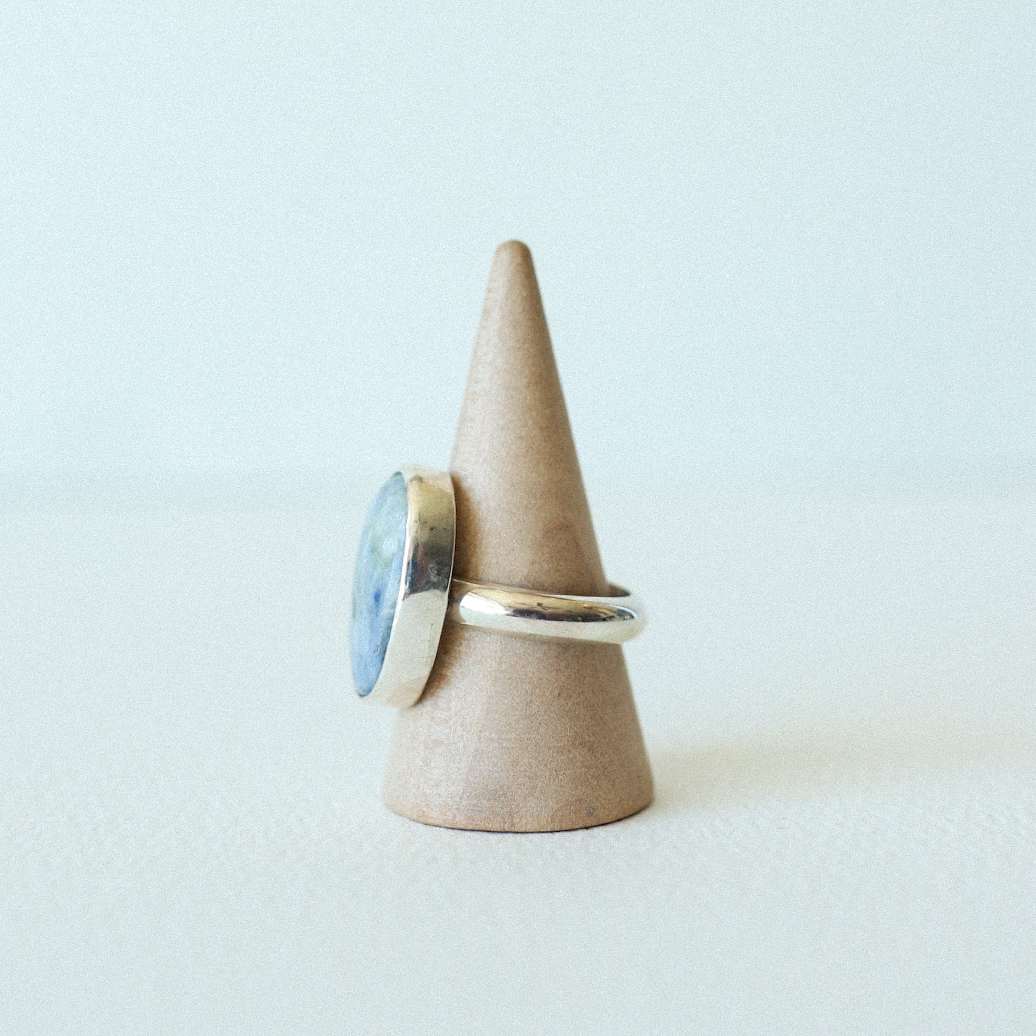(7.5) Silver Kyanite Ring