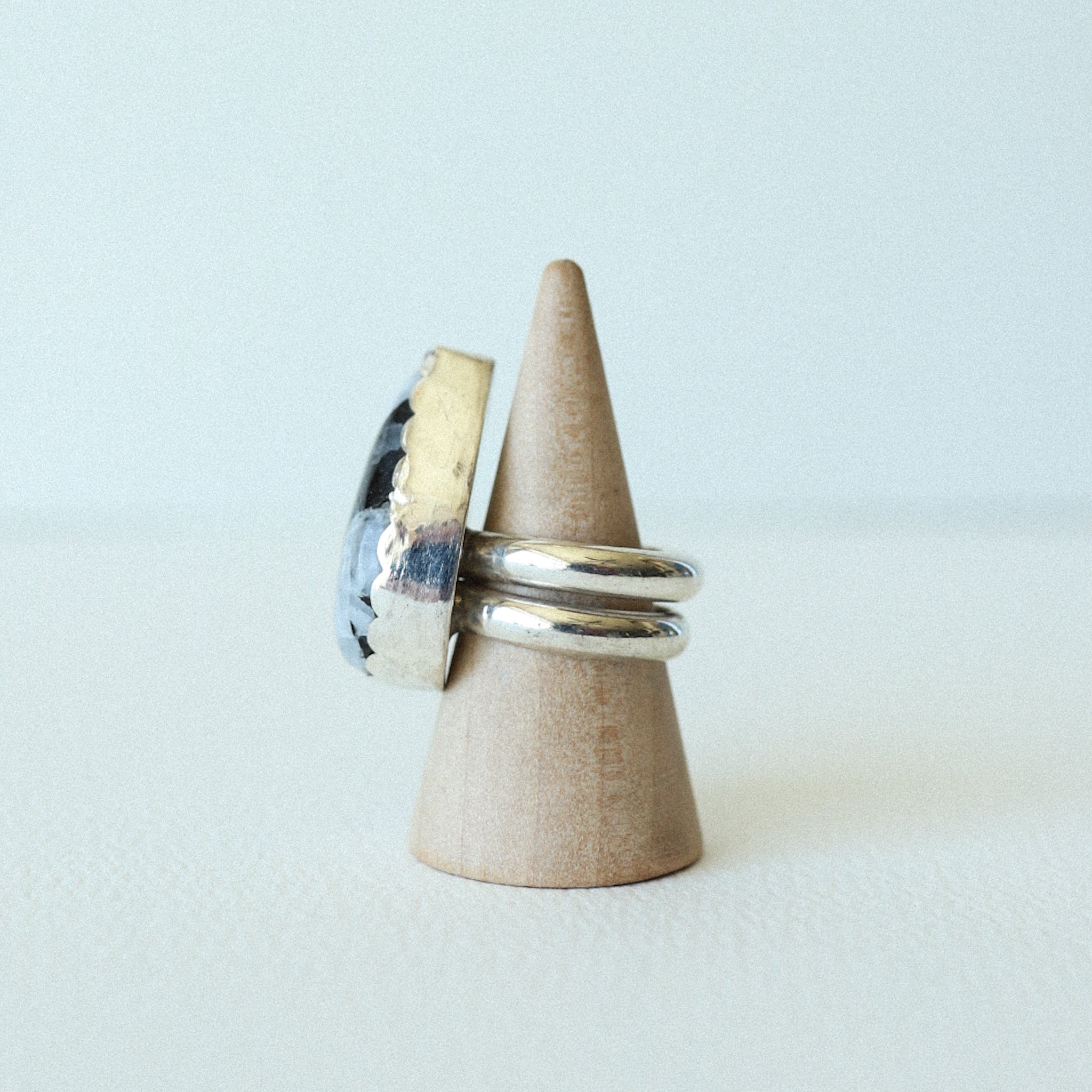 (6.5) Silver Rainbow Moonstone Ring