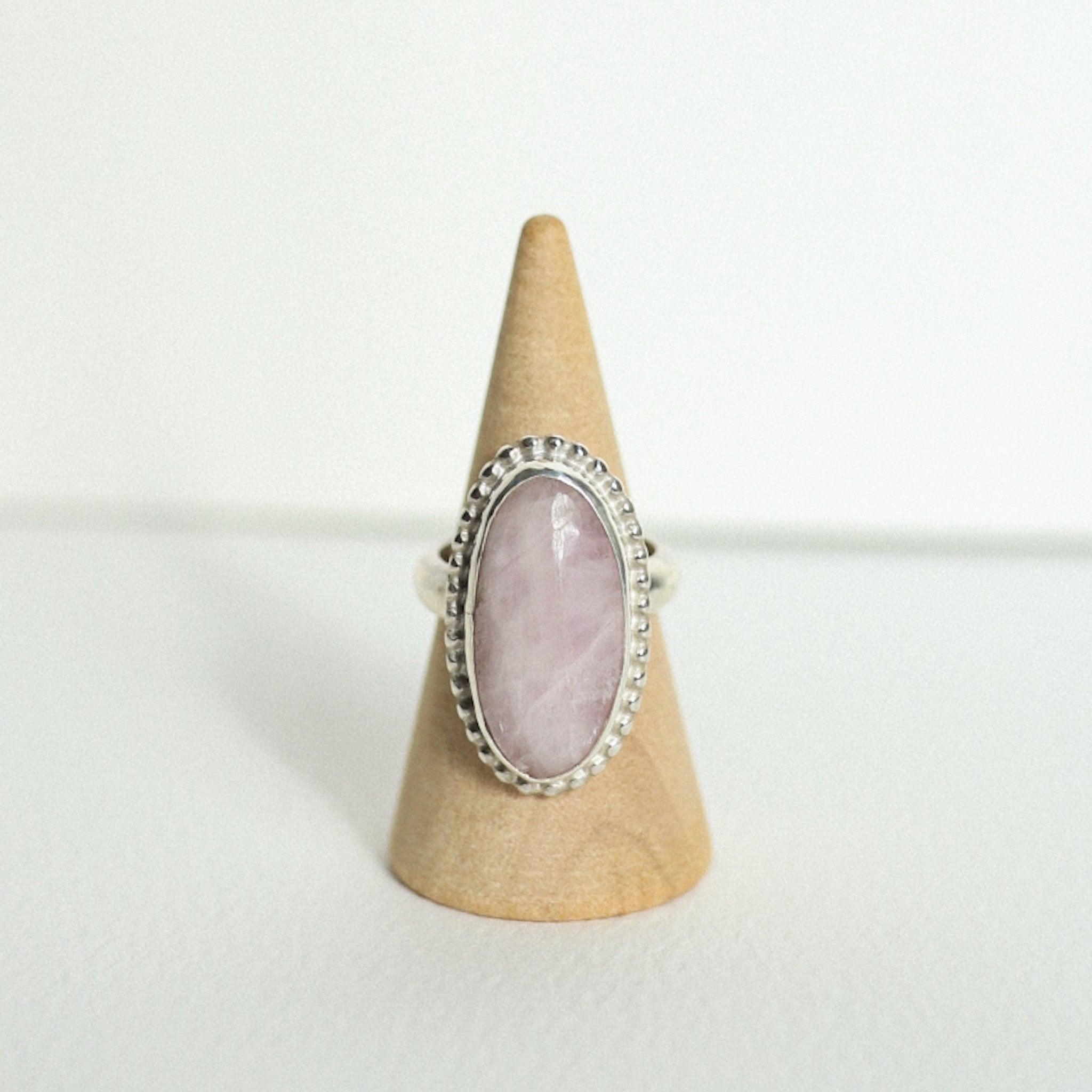 (5.5) Silver Kunzite Ring
