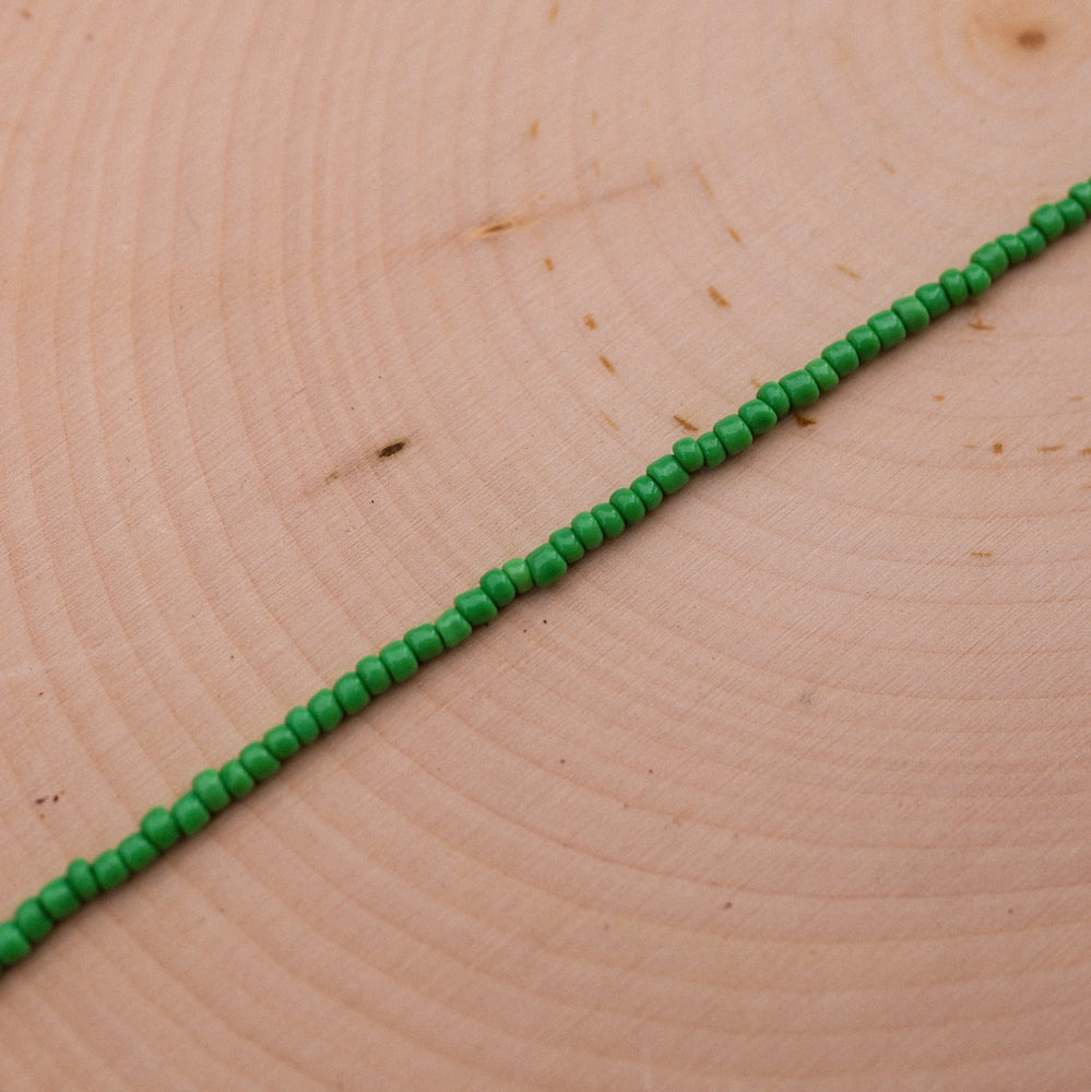 
            
                Load image into Gallery viewer, Green Beaded Choker
            
        