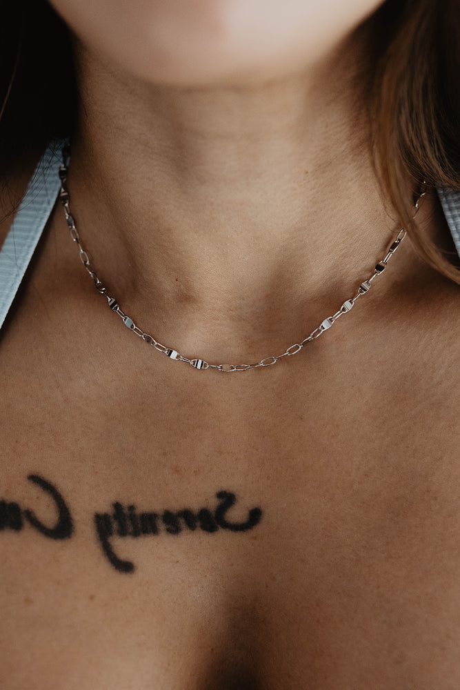 Dainty Anchor Chain Necklace (silver or gold)