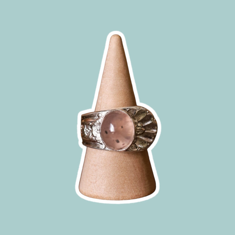 (7.75) Rose Quartz Spoon Ring