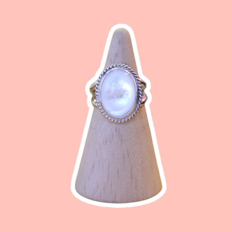 (6) Silver Mother of Pearl Ring