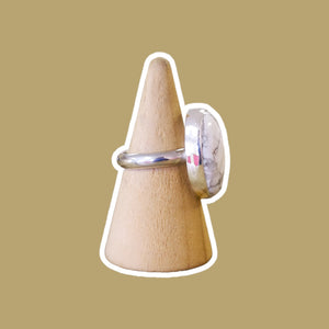 (8.25) Silver Howlite Ring