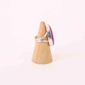 
            
                Load image into Gallery viewer, Silver Pink Rainbow Moonstone Ring
            
        