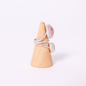 
            
                Load image into Gallery viewer, (7.5) Silver Rose Quartz Ring
            
        