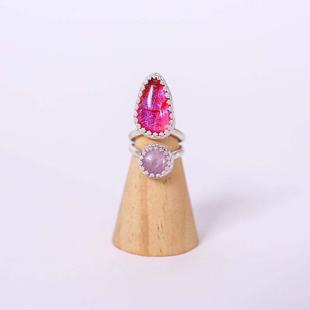 (5.5) Silver Kunzite and Glass Ring