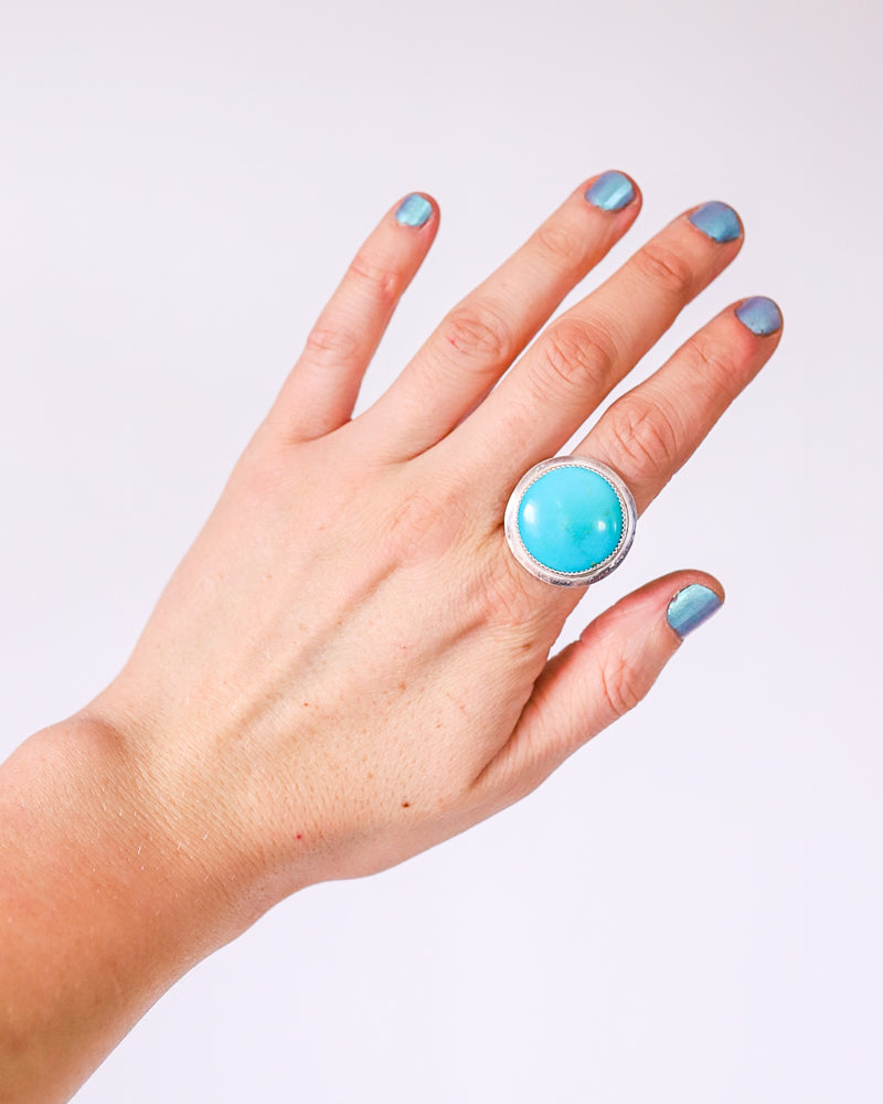 (8.5) Silver Turquoise Ring