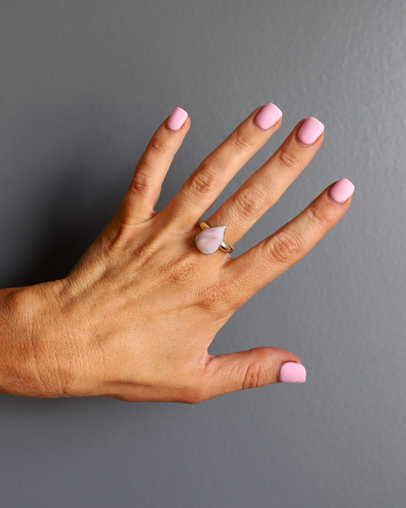 (7.25) Gold Pink Opal Ring