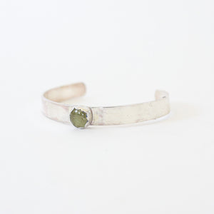 
            
                Load image into Gallery viewer, Silver Peridot Bracelet
            
        